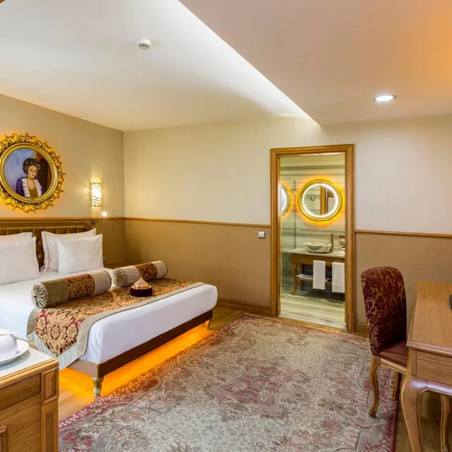 Deluxe, King Bed, Hotel Sultania Boutique Class 2/7