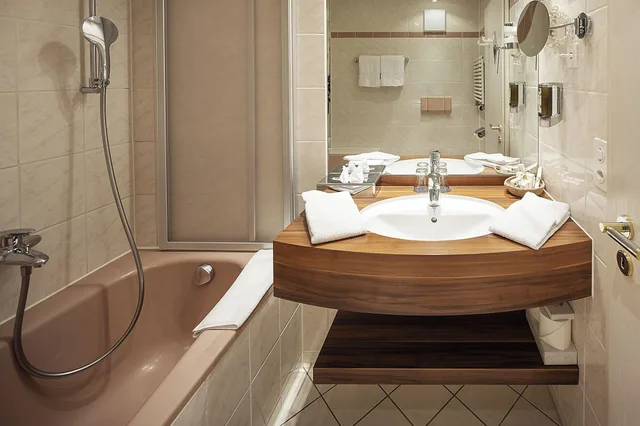جناح جونيور بإطلالة على الجبل، Hotel Bodmi 3/5