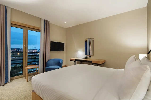 غرفة بسرير كوين، DOUBLETREE BY HILTON HOTEL ISTANBUL - TUZLA 1/6