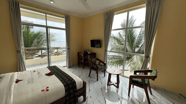 غرفة ديلوكس بسرير كينج، Double A Nungwi Beach Hotel 2/5