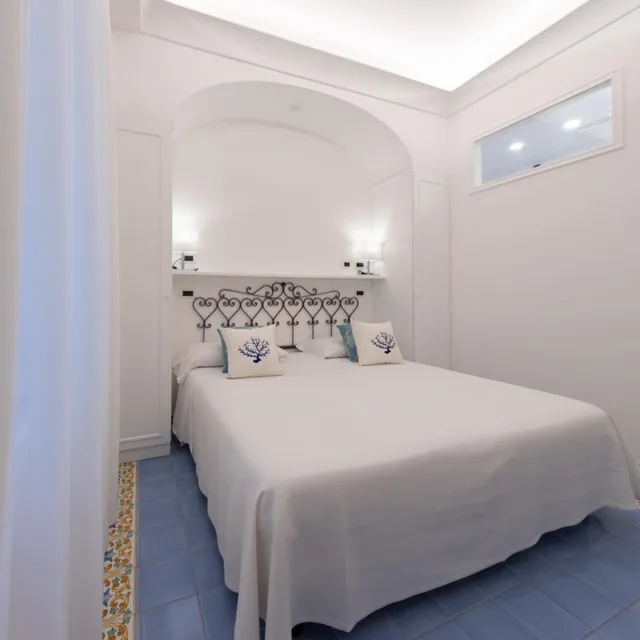 Standard, Double Bed, No Sea View، Hotel Aurora Amalfi 3/10