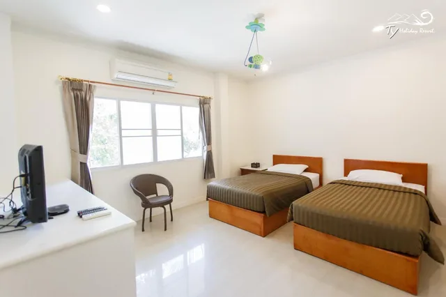 12 Bedrooms, Villa, Private Pool, Ty Holiday 236 7/10