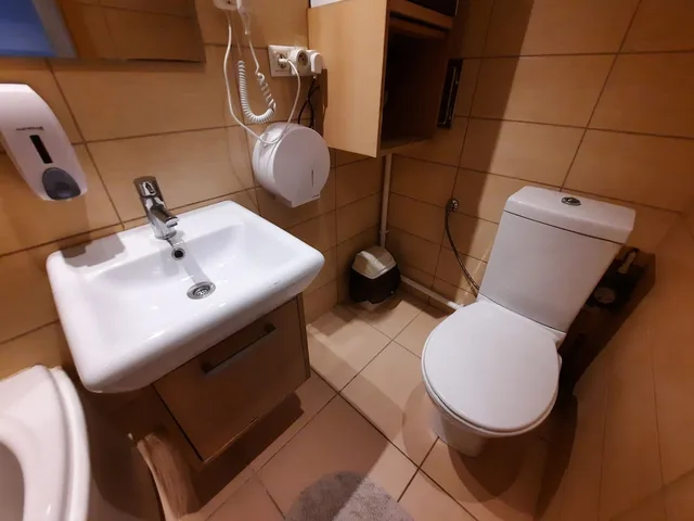 شقة كلاسيكية بسرير بطابقين بغرفتي نوم مع أريكة بمطبخ، Lorf Hostel&Coffee 1/3