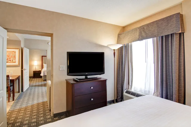 2 Bedrooms, Suite, 2 King Beds, 2 Bathrooms، Homewood Suites by Hilton Toronto-Oakville 3/4