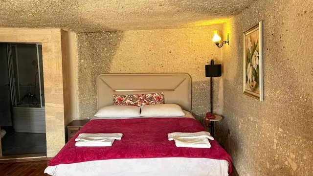 Cave, Deluxe, Family, 1 Double and 1 Single Bed, Terrace، Nature Park Cave Hotel 5/10
