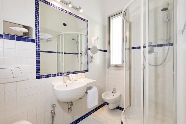 Comfort, Double Bed, Hotel San Giusto 3/3
