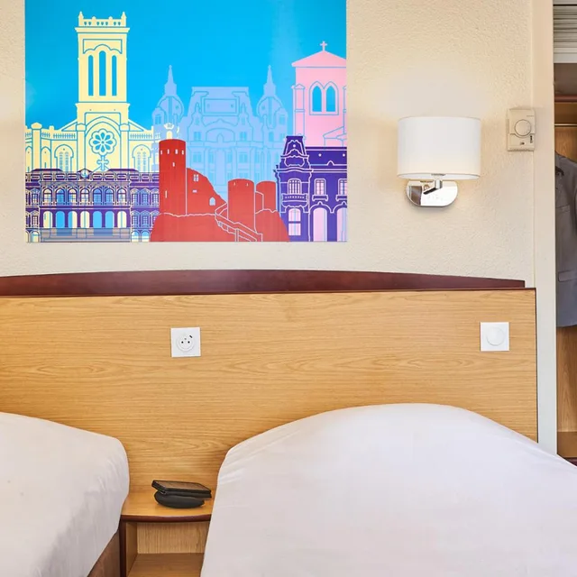 غرفة بسريرين منفصلين، Campanile Soissons 6/10