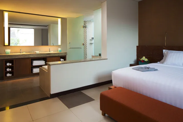Suite, Double Bed, Sun Island Hotel & Spa Legian 5/5