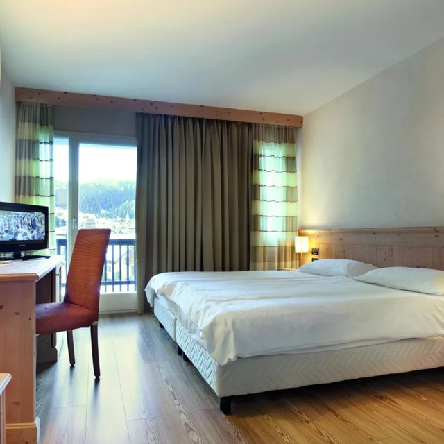 غرفة قياسية بسرير مزدوج، Th Corvara Greif Hotel 3/10
