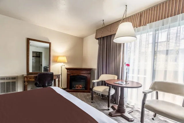 غرفة أساسية بسرير كينج لذوي الإعاقة، Lone Oak Lodge 9/10