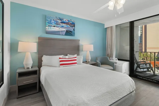Schooner, Mini, Deluxe, Suite, 2 Queen Beds, Ocean View، Compass Cove Resort 3/8