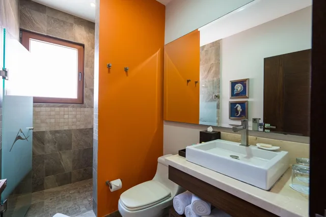 Suite, 2 Beds, Partial Ocean View, Corner, Resorts By Pinnacle 220 3/4