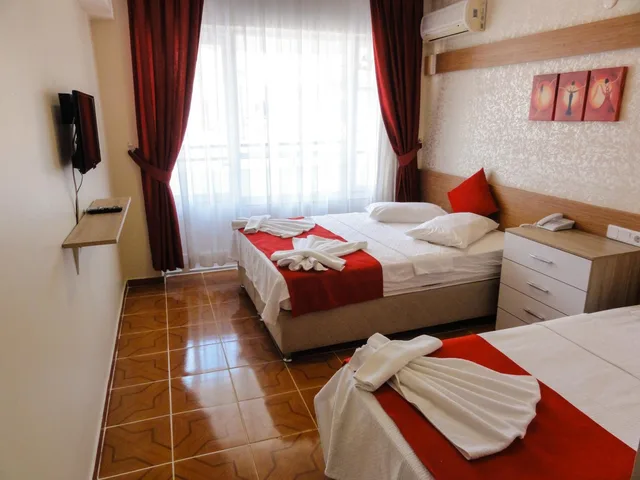 Room, Triple, Altinersan Hotel 4/10
