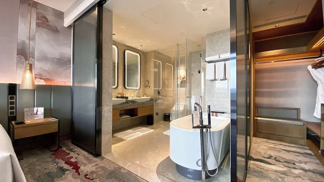 جناح بسرير فردي بإطلالة على البحيرة بغرفة نوم واحدة، Crowne Plaza Huzhou 6/6