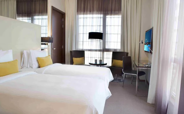Centro, Twin Beds، سنترو كورنيش الخبر من روتانا(Centro Corniche Al Khobar By Rotana) 1/5