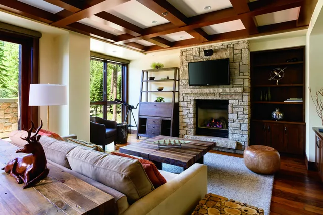 غرفة، The Ritz Carlton Lake Tahoe 2/4