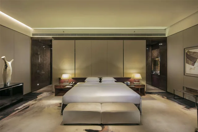 جناح ديلوكس، Hilton Guangzhou Tianhe 5/9