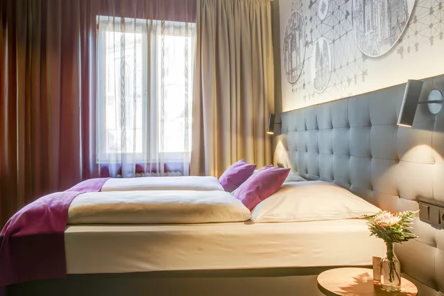 غرفة عائلية بسرير مزدوج، Boutique 003 Koln am DOM 2/4