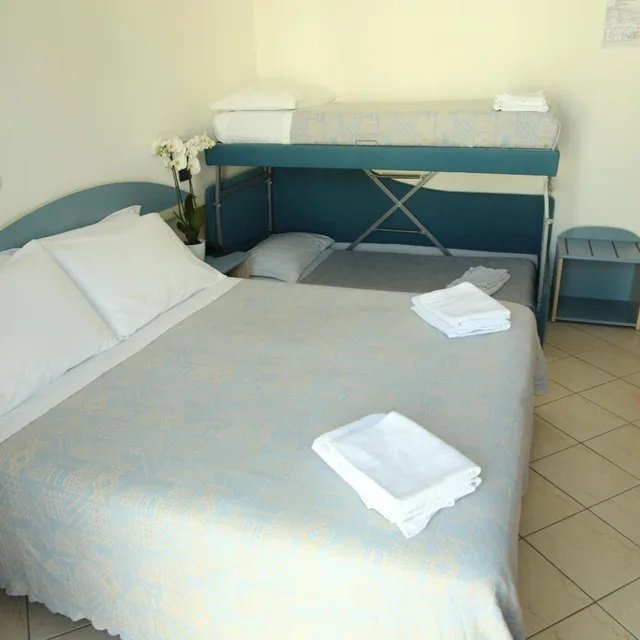 غرفة عائلية بشرفة، Hotel Giorg 4/8