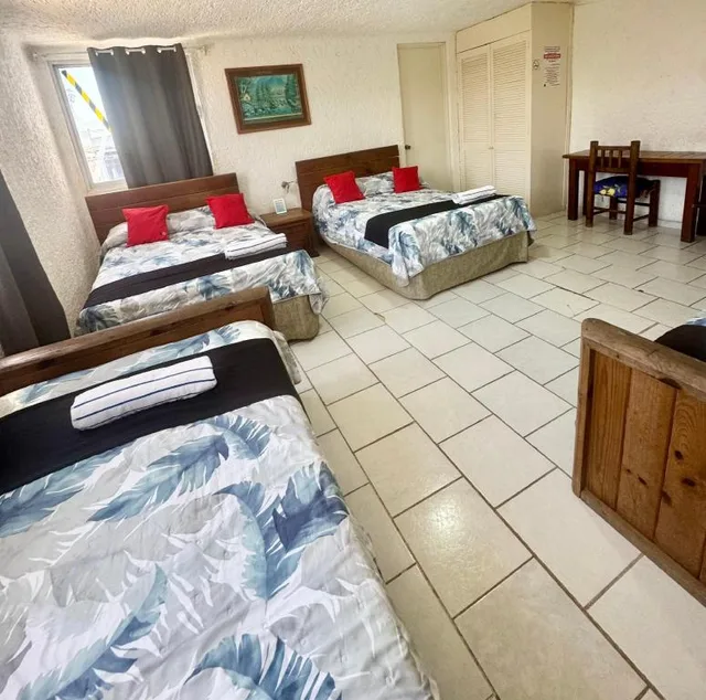 غرفة عائلية، Capital O Farallon Inn 4/6