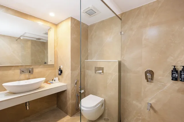 استوديو بسرير كوين بإطلالة على الجبل بشرفة، Riverside Resort 5/8