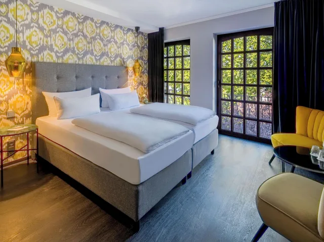 غرفة قياسية بسرير مزدوج، rugs HOTEL Koln 3/7