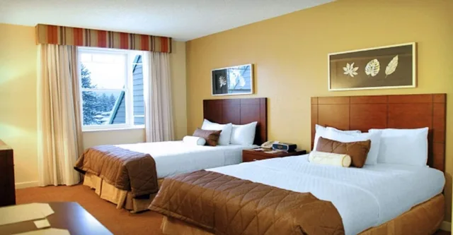 جناح متصل بسرير كينج وسريرين كوين بغرفتي نوم، Hilton Vacation Club Lake Tahoe Resort South 1/10