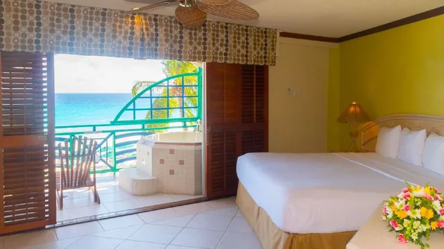 Ocean Front Room King Bed، Accra Beach Hotel and Resort 1/2