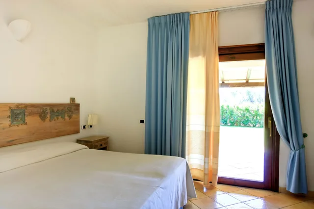 استوديو سوبيريور، Porto Giunco 1/4