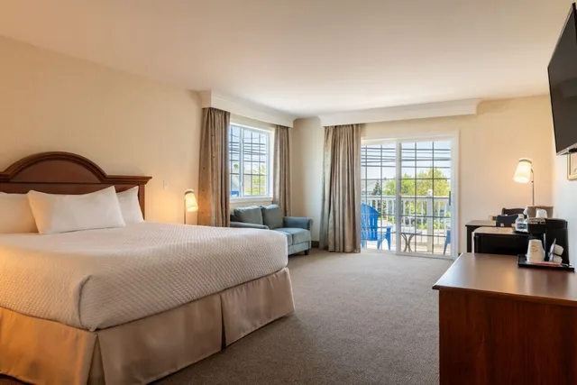 غرفة فاخرة بسرير كينج بشرفة، Ogunquit Hotel 2/10