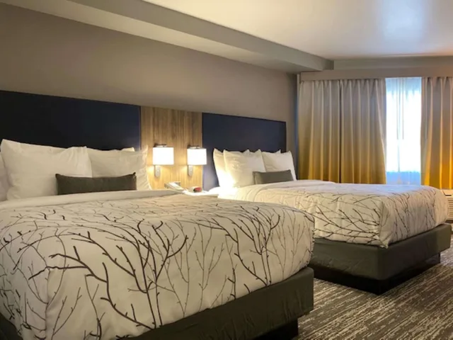غرفة قياسية بسريرين كوين بشرفة، Best Western Denver East 2/10