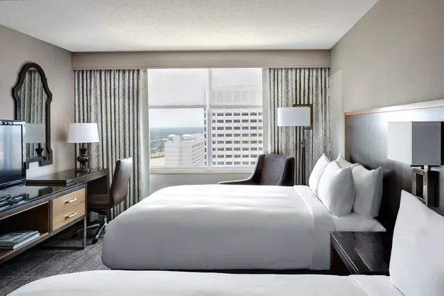 غرفة قياسية بسرير مزدوج، New Orleans Marriott 1/1