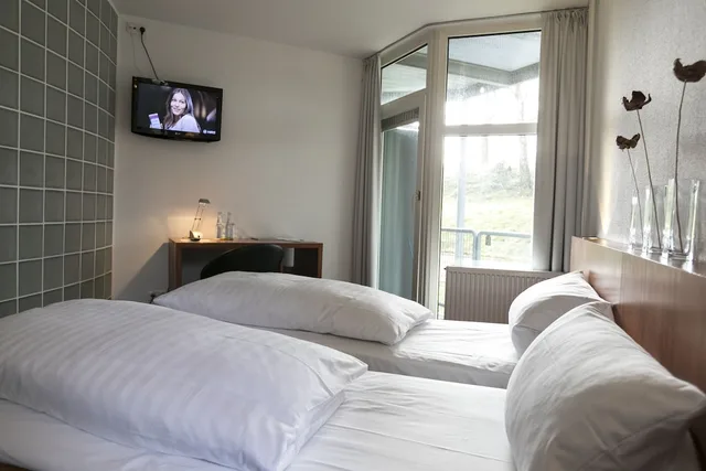 غرفة بسرير كوين، Wald & Golfhotel Lottental 2/7
