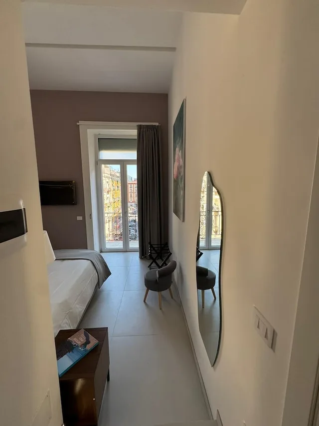 شقة فاخرة بسريرين كينج وسرير فردي بإطلالة على المدينة بشرفة، Poerio Station Rooms & Apartment 10/10