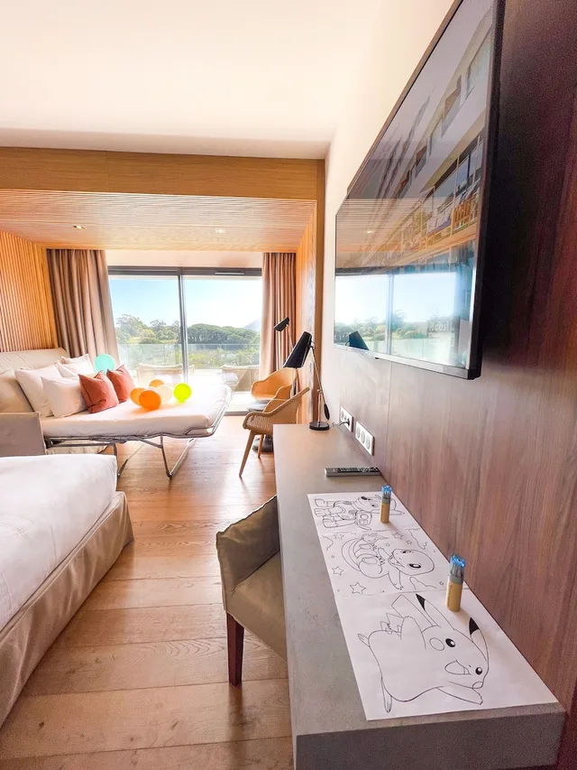 جناح جونيور بسرير كينج بإطلالة على البحر بشرفة مع أريكة، Golden Tulip Porto Vecchio 7/10
