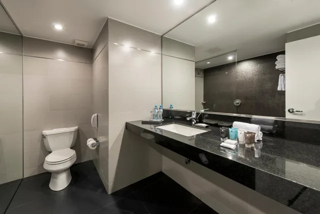 غرفة بريميوم بسرير كوين بإطلالة على المدينة، Crowne Plaza Lima 6/9