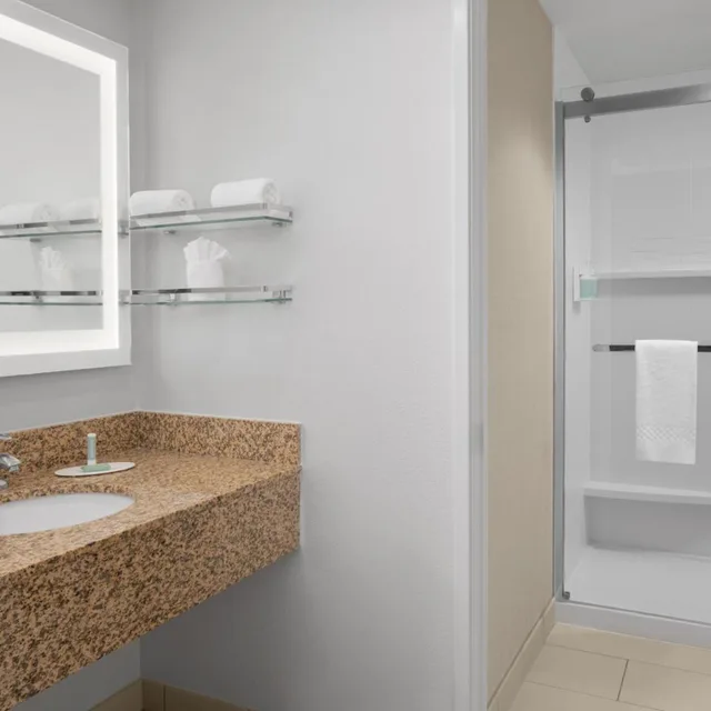 جناح بغرفتي نوم مع أريكة، Residence Inn By Marriott Santa Clarita Valencia 9/10