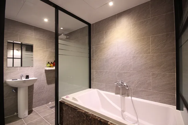 Standard, Double Bed, G7 Hotel 3/3