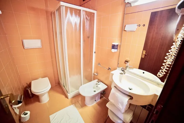 1 Bedroom, Family, 2 Double Beds, Hotel Centrale 6/7