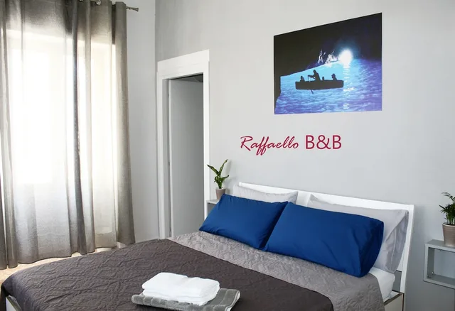 Room, Double Bed, B&B Raffaello 2/5