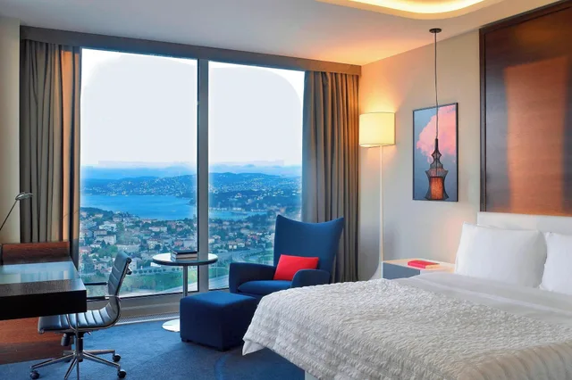 غرفة ديلوكس بسرير مزدوج بإطلالة، Le Meridien Istanbul Etiler 4/8