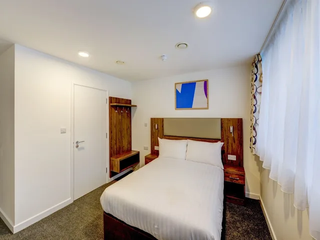 غرفة قياسية مزدوجة، OYO Plymouth Central Hotel 2/5