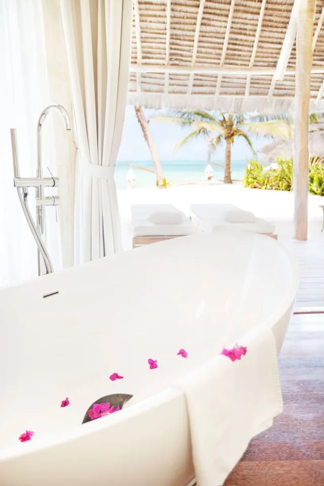 Luxury, Villa, Queen Bed, Sea Front، Tulia Zanzibar Unique Beach Resort 3/3