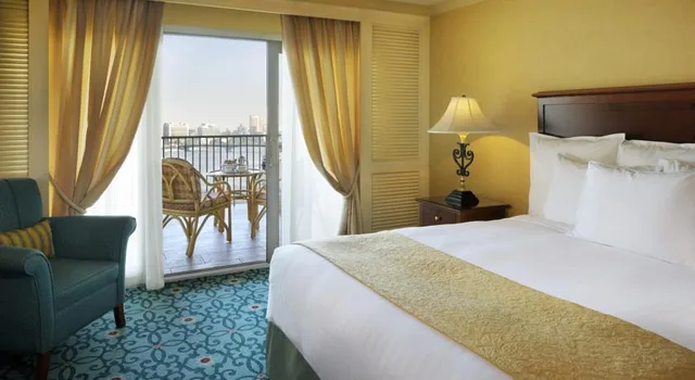 غرفة ديلوكس بسرير مزدوج، Cairo Marriott Hotel and Omar Khayyam Casino 1/1
