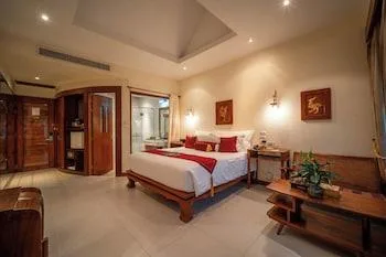 غرفة تنفيذية بسرير كينج، Kodchasri Thani Hotel Chiangmai 1/1