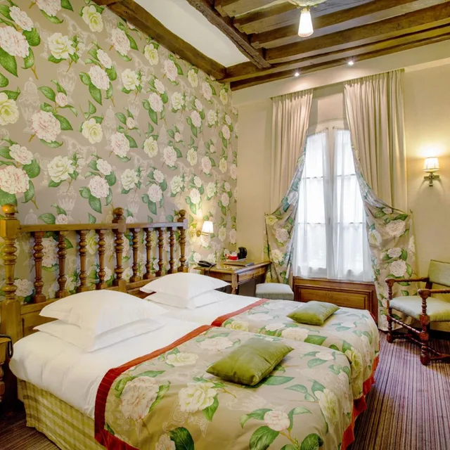 غرفة قياسية بسريرين منفصلين، Hotel Left Bank Saint Germain 3/9