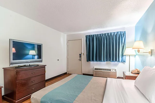 غرفة بسرير كوين لذوي الإعاقة، Motel6 Southgate, MI - Detroit 2/10