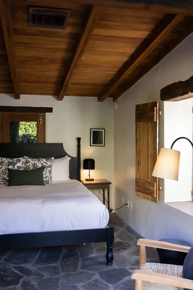 Adobe, House, 2 King Beds, Sofa، Casa Cody 2/2