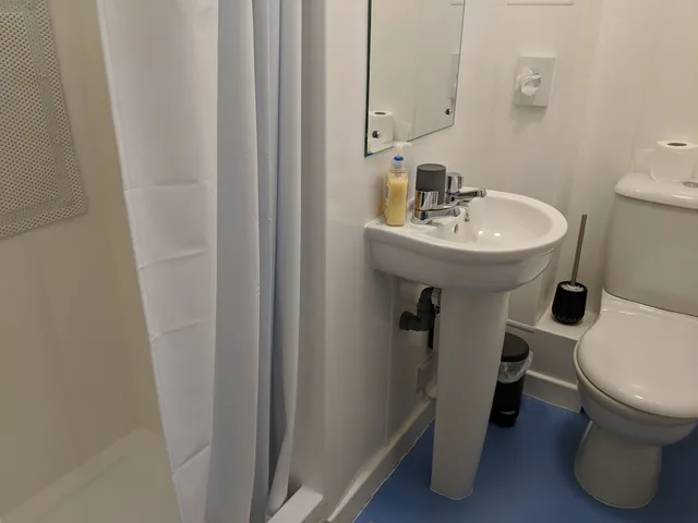 Family, 1 Double and 2 Bunk Beds، Barholm Accommodation 2/2