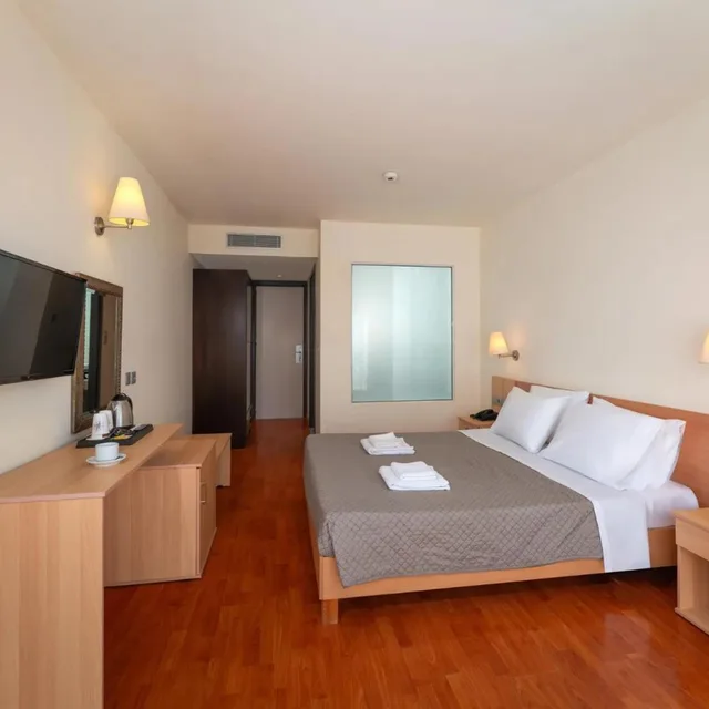 Comfort, Double Bed, Pool View, Sea View, No Balcony، All Senses Ocean Blue Sea Side Resort By Anayia All Inclusive Resorts 1/4